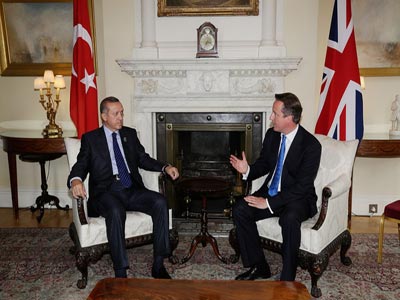 Συνάντηση Κάμερον – Ερντογάν με θέμα το Ισλαμικό Χαλιφάτο Συνάντηση Κάμερον – Ερντογάν με θέμα το Ισλαμικό Χαλιφάτο