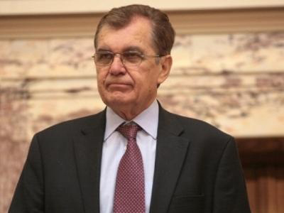 «Το ΠΑΣΟΚ δεν κινδυνεύει να διασπαστεί»