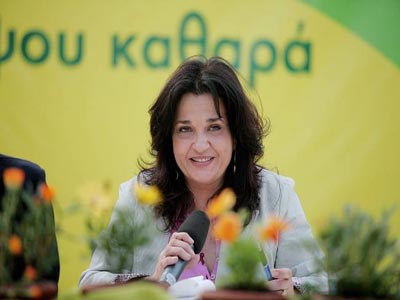 «Nα αναλάβουν όλοι τις ευθύνες τους»