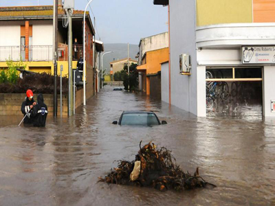 Ένας νεκρός στη Γένοβα από την κακοκαιρία
