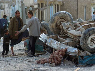 Με βόμβες σε τζαμιά, συνεχίζεται ο πόλεμος εναντίον σιιτών στο Ιράκ Με βόμβες σε τζαμιά, συνεχίζεται ο πόλεμος εναντίον σιιτών στο Ιράκ