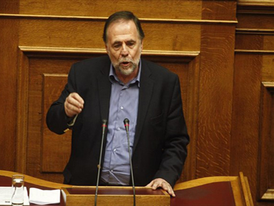 Αναβάθμιση των υπηρεσιών πυρόσβεσης στις Κυκλάδες ζητεί ο Π.Ρήγας