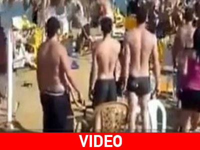 Ξύλο σε κοσμοπολίτικη παραλία