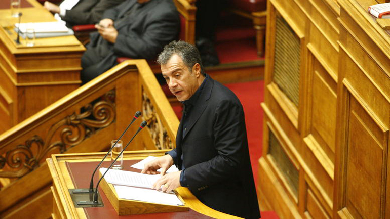 «Δεν είμαστε δεκανίκι του ΠΑΣΟΚ, της Ν.Δ. και του ΣΥΡΙΖΑ»