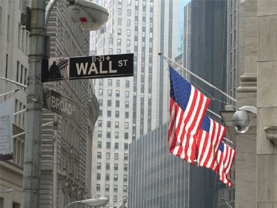 Μικτά πρόσημα στη Wall Street