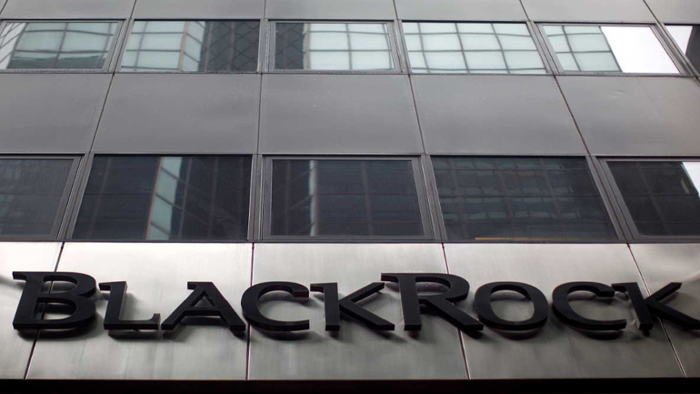 BlackRock: Μη βιώσιμο το ελληνικό χρέος