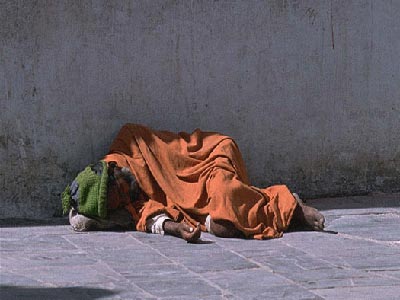 Πάτρα: Νεκρός  άστεγος έξω από το Πανεπιστημιακό Νοσοκομείο