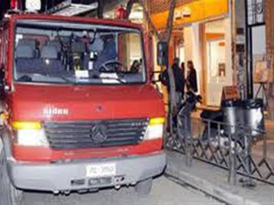 Έκαψαν κάδους ανακύκλωσης σε πλατεία