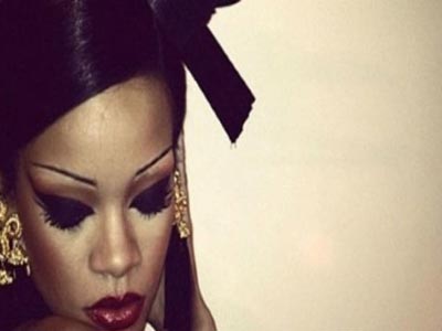 «Μαγεύει»  και σαν γκέισα