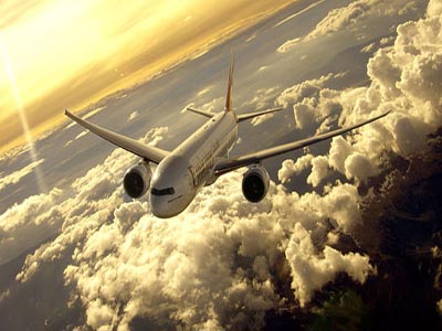 Ο φόρος άνθρακα στα αεροπλάνα φέρνει αντίποινα στην ΕΕ