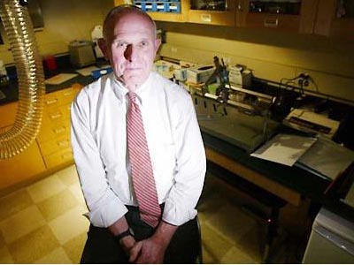 Ο γιατρός που ανακάλυψε το BOTOX κλαίει τη μοίρα του!