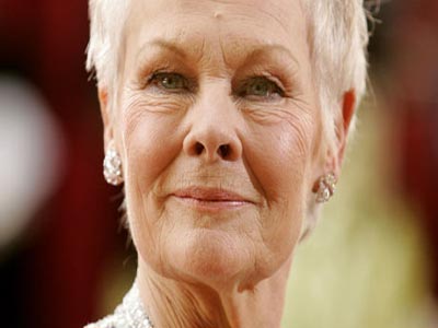 Η Judi Dench στο Λονδίνο