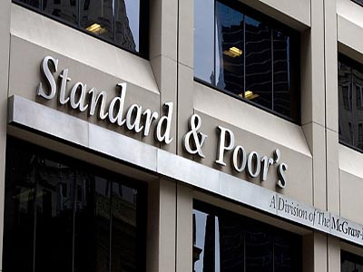 Υποβάθμισε τη Γαλλία ο οίκος Standard & Poor’s