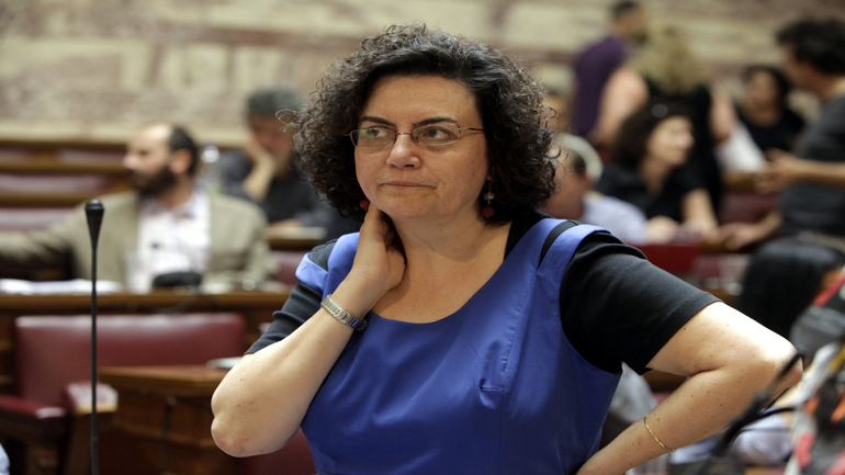 H Nάντια, ο Αυγενάκης και τα παντελόνια