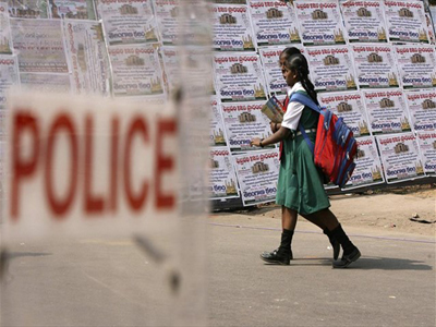 Ινδία: Οργή για τον θάνατο 13 γυναικών μετά από επεμβάσεις στείρωσης