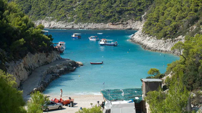 Ζάκυνθος: Μίσθωμα 102.000 ευρώ για καντίνα 10 τ.μ.