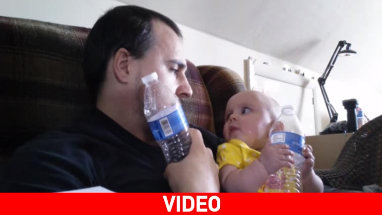 Ο χαζομπαμπάς και το μωρό