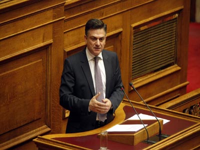 Στο κόμμα του Γ. Παπανδρέου προσχώρησε ο Θ. Μωραΐτης Στο κόμμα του Γ. Παπανδρέου προσχώρησε ο Θ. Μωραΐτης
