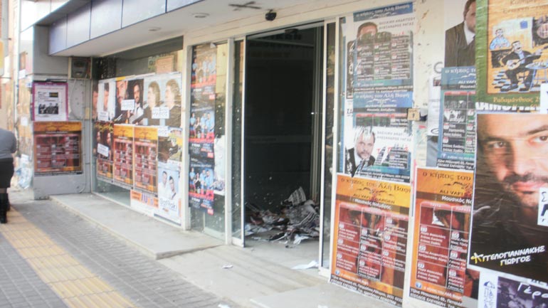 Αγρίνιο: Ενημερωτική εκστρατεία για την αφισορύπανση