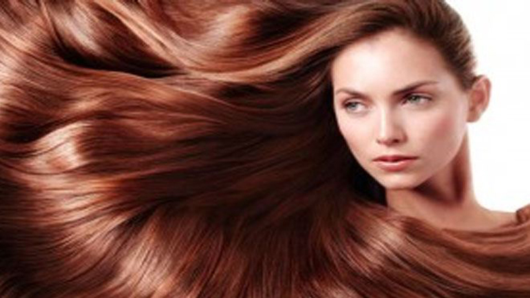 Λάδι και κονιάκ για μαλλιά όλο λάμψη