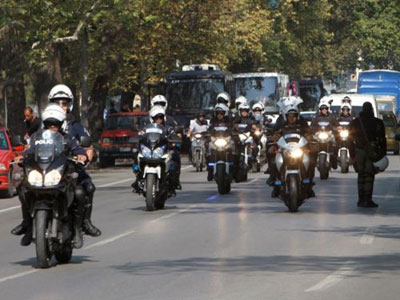 Συλλήψεις αντιεξουσιαστών σε αστυνομική επιχείρηση στη Θεσσαλονίκη Συλλήψεις αντιεξουσιαστών σε αστυνομική επιχείρηση στη Θεσσαλονίκη