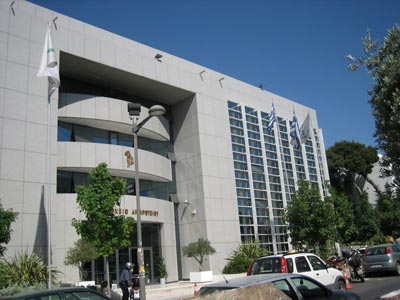 Ένταση στο Μαρούσι για την ομιλία του Μιχ. Χρυσοχοΐδη