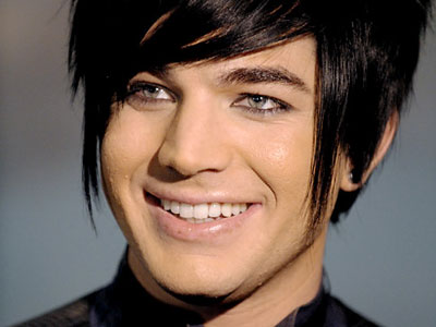 Στην κορυφή του album chart ο Adam Lambert