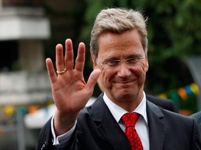 «Το Βερολίνο θα επεξεργαστεί ένα σύμφωνο ανάπτυξης»