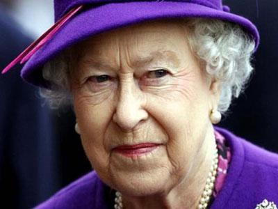 Βαθιά συγκινημένη η Ελισάβετ Β’ από τον λαϊκό ενθουσιασμό