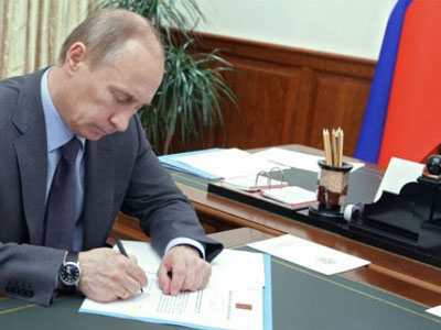 Ξεκινά η εφαρμογή του νόμου που απαγορεύει τις υιοθεσίες παιδιών από Αμερικανούς