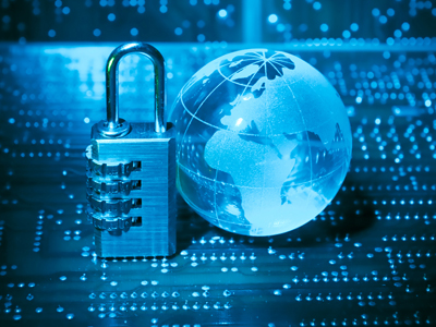 Οι Γερμανοί παρακολουθούν και τους Έλληνες