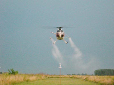 Υπογράφηκαν άδειες αεροψεκασμών για τα κουνούπια