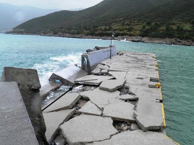 Aρκαδία: Απαγορεύτηκε η είσοδος των πολιτών στο λιμάνι της Πλάκας