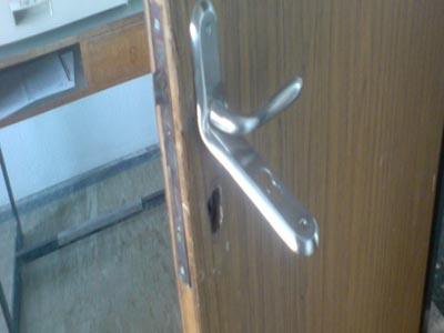 Λάρισα: Διαρρήξεις – καρμπόν σε διαμερίσματα