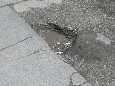 Βέροια: Γέμισε λακκούβες η πόλη μετά …τα χιόνια