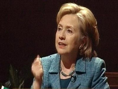 Kαταδικάζει τις επιθέσεις κατά των πρεσβειών του Ισραήλ