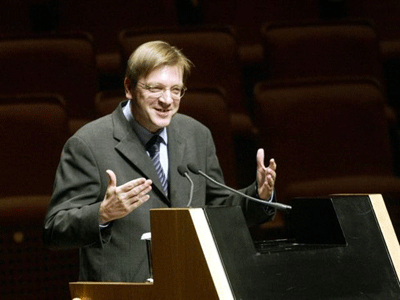 Διαμαρτυρία  στον Μπαρόζο για τη χρηματοδότηση των ελληνικών κομμάτων