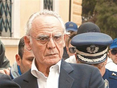 Απολογήθηκαν οι 4 από τους 7 για την υπόθεση του Άκη Απολογήθηκαν οι 4 από τους 7 για την υπόθεση του Άκη