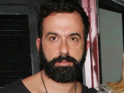 Πώς βρέθηκε από το θέατρο στην… πίστα