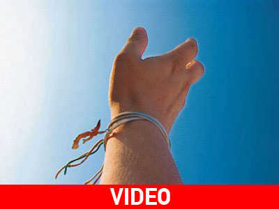 Δείτε τι μπορεί να καταφέρει ο άνθρωπος με την κίνηση των χεριών του!