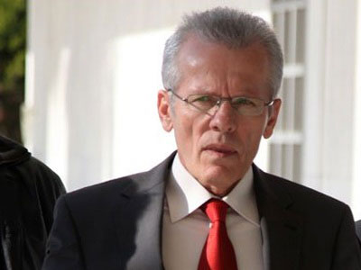 Αρνούνται οι οικονομικοί εισαγγελείς να δώσουν το usb stick στον Σφακιανάκη