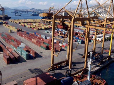 Αύξηση 6,4% στο έλλειμμα του εμπορικού ισοζυγίου