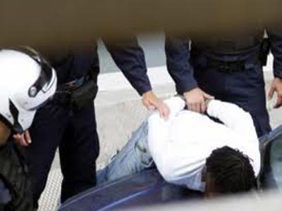 Συνελήφθη για κατοχή ναρκωτικών χαπιών