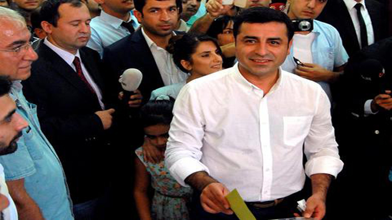 Πανηγυρίζουν οι Κούρδοι στην Τουρκία