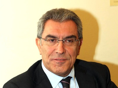 Ερώτηση Καπερνάρου για τις μίζες της Siemens Ερώτηση Καπερνάρου για τις μίζες της Siemens