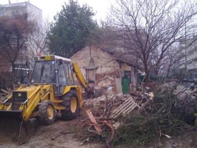 Θεσσαλονίκη: Κατεδαφίστηκε κτίσμα στην Παπάφη