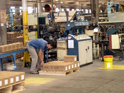 Μείωση 10,5% των παραγγελιών στη βιομηχανία