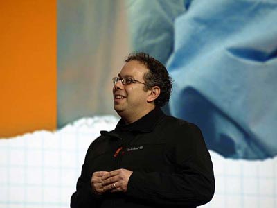 H Google του δίνει 500 εκατ. δολάρια για να φτιάξει κάτι που κανείς δεν ξέρει τι είναι