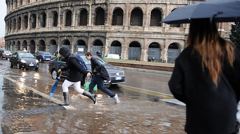 Ιταλία: Δύο νεκροί από την κακοκαιρία
