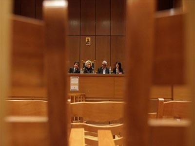 Αγώνα δρόμου δίνουν οι δικαστές για να πάρουν τα αναδρομικά τους Αγώνα δρόμου δίνουν οι δικαστές για να πάρουν τα αναδρομικά τους